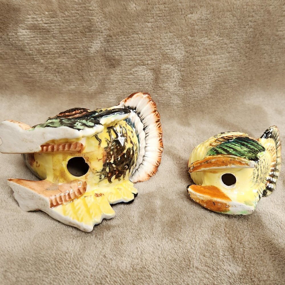 Ceramic Holiday Salt & Pepper Shakers - Picture 5 of 5